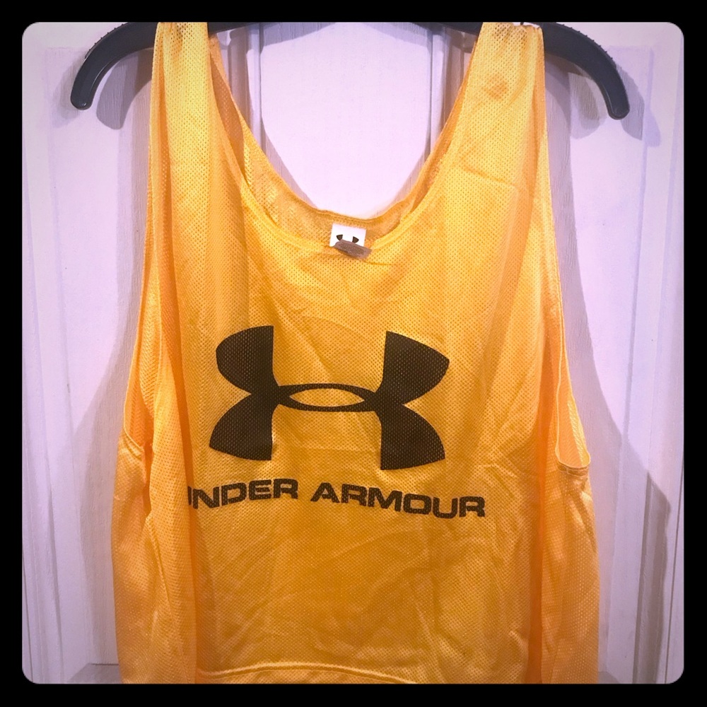 VINTAGE MESH UNDER ARMOR CROP TANK.